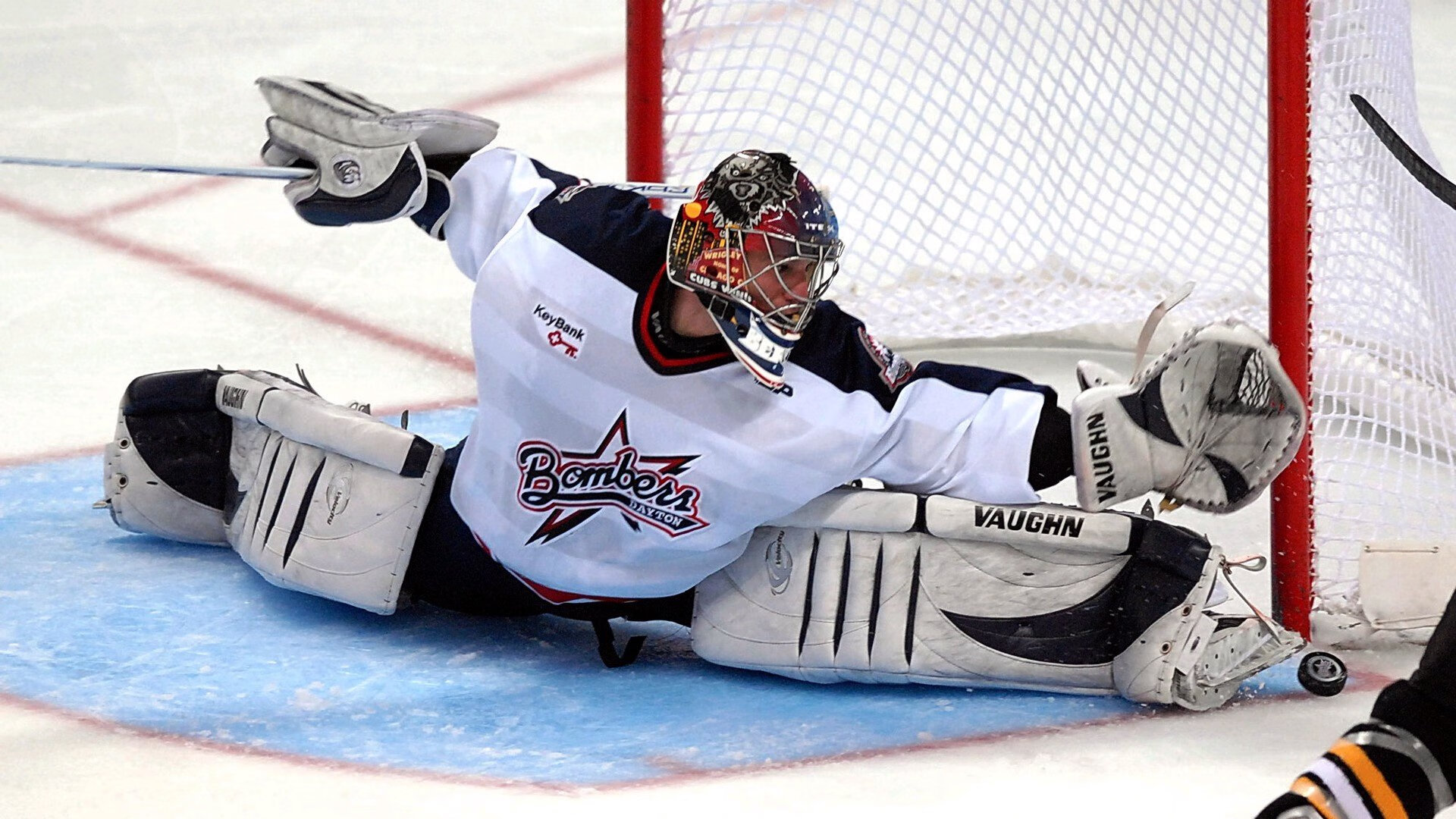 开云体育在线官网-《PUBGMobile》“极限突破”赛季总冠军即将揭晓！狂热对决，谁将称霸战场？